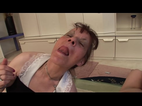 ❤️ Dwie babcie i jeden dziadek mają trójkąt ❤️ Porno fb at us ☑