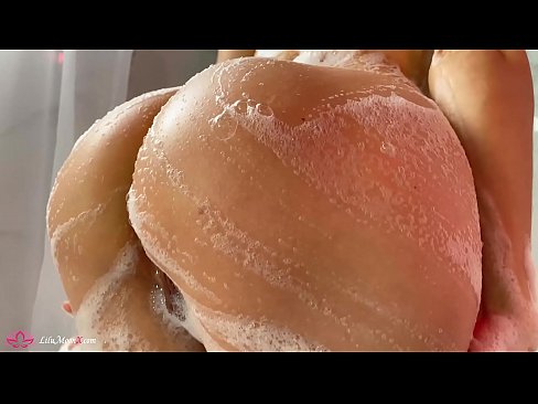 ❤️ Brunetka Masturbuje cipkę wibratorem do intensywnego orgazmu pod prysznicem ❤️ Porno fb at us ☑