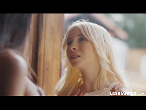 ❤️ Dziewczyna wraca do domu kilka miesięcy później i kończy się na tym, że zjada cipkę macochy ❤️ Porno fb at us ☑